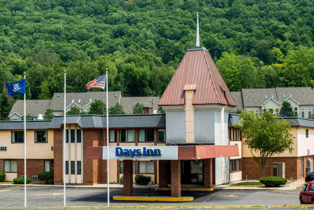 photo 1 of Days Inn by Wyndham Berlin Meriden