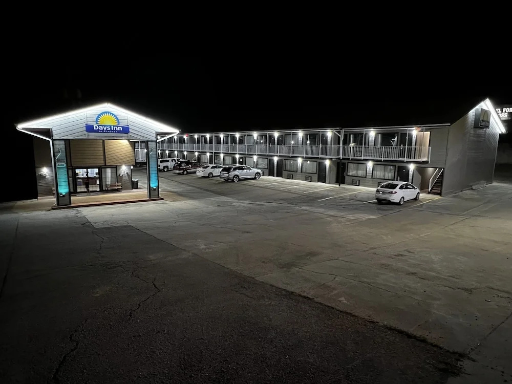 photo 1 of Days Inn by Wyndham Branson near Theatre District