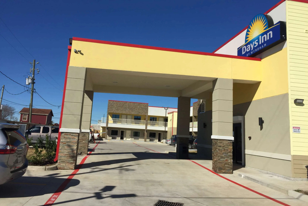 photo 1 of Days Inn by Wyndham Freeport
