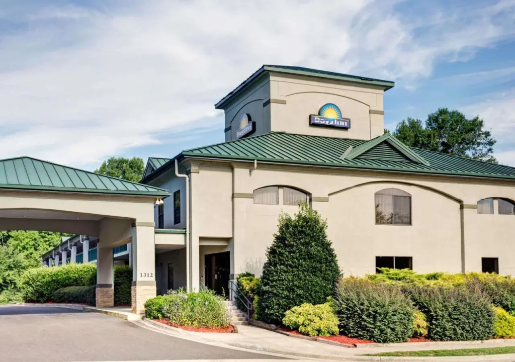 photo 1 of Days Inn Chapel Hill