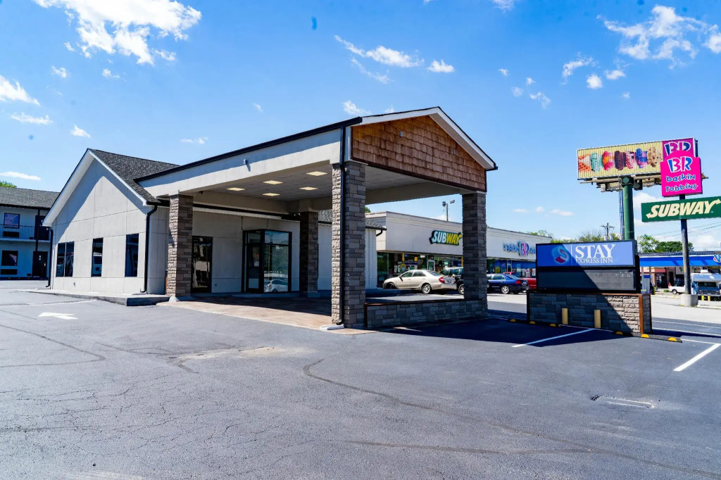 photo 1 of Stay Express Inn Chattanooga