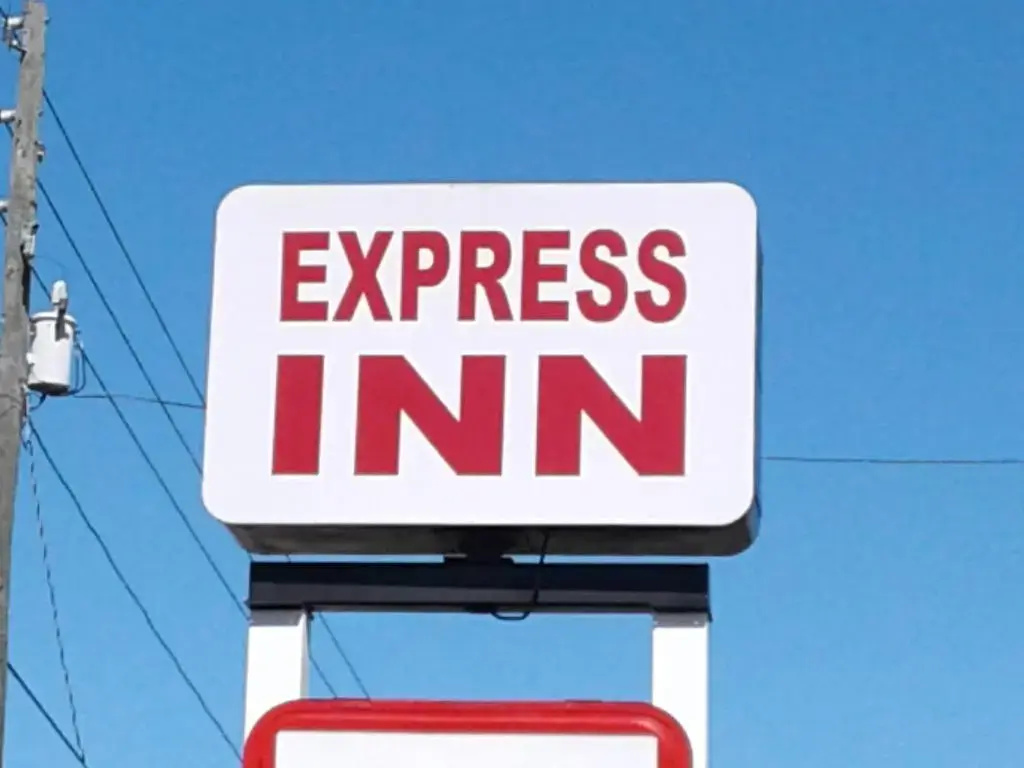 photo 1 of Days Inn Clearwater Hotel