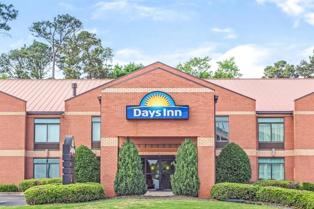 photo 1 of Days Inn College Park/Atlanta /Airport South