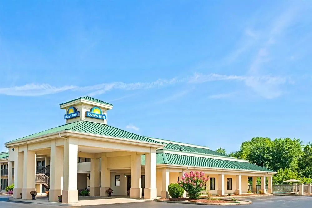 photo 1 of Days Inn Covington