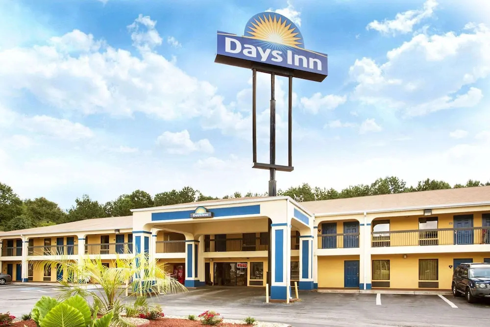 photo 1 of Days Inn by Wyndham Covington