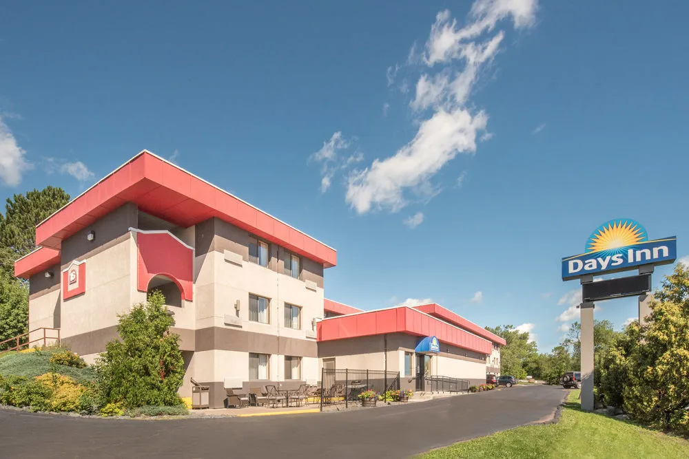 photo 1 of Days Inn Duluth Lakewalk