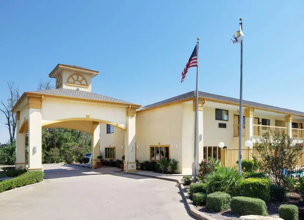 photo 1 of Days Inn By Wyndham Fairfield