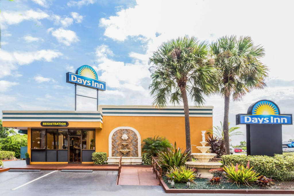photo 1 of Days Inn by Wyndham Fort Lauderdale-Oakland Park Airport N