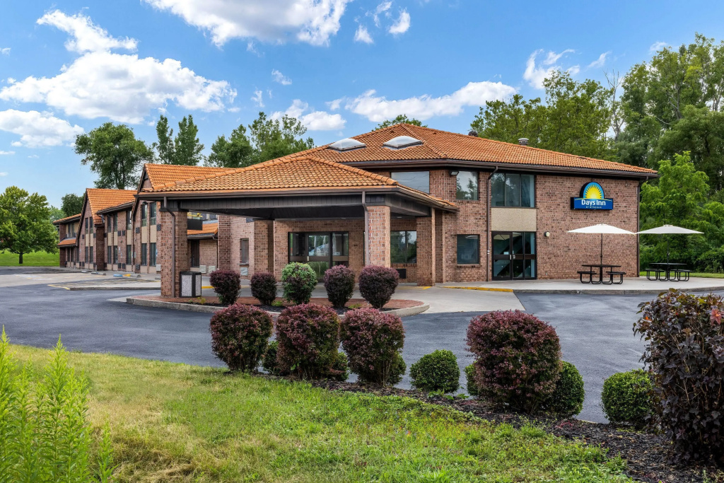 photo 1 of Days Inn by Wyndham Geneva/Finger Lakes