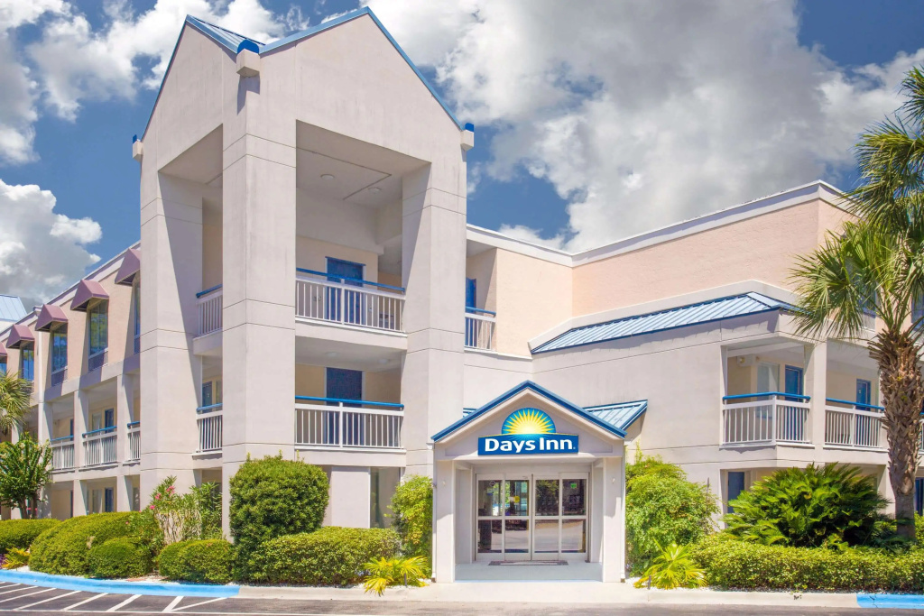 photo 1 of Days Inn by Wyndham Hilton Head