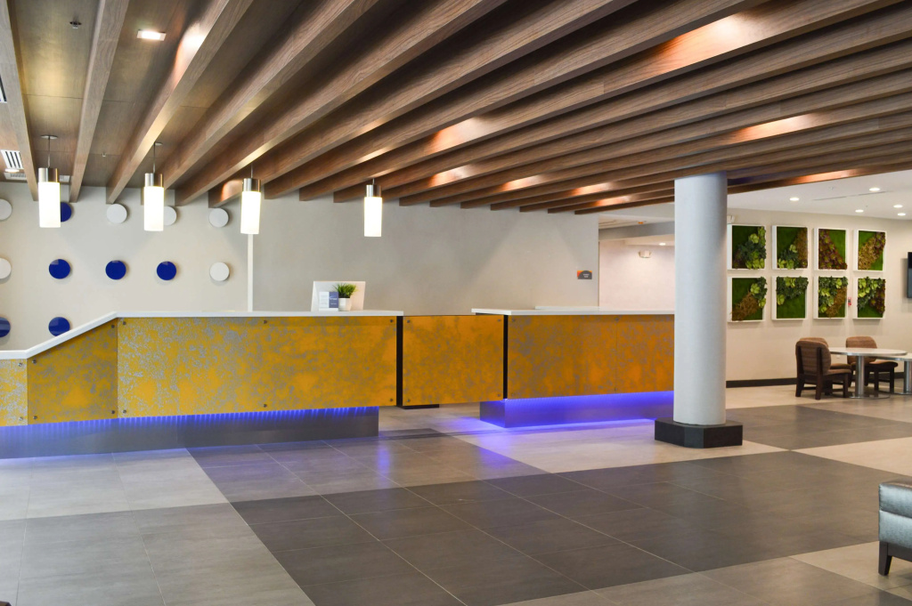 photo 1 of Ft Lauderdale Hollywood Airport Hotel