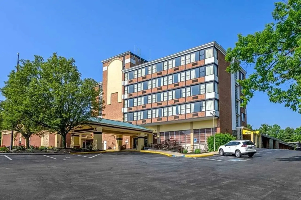 photo 1 of Days Inn Lebanon Valley