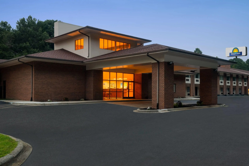photo 1 of Days Inn by Wyndham Lexington