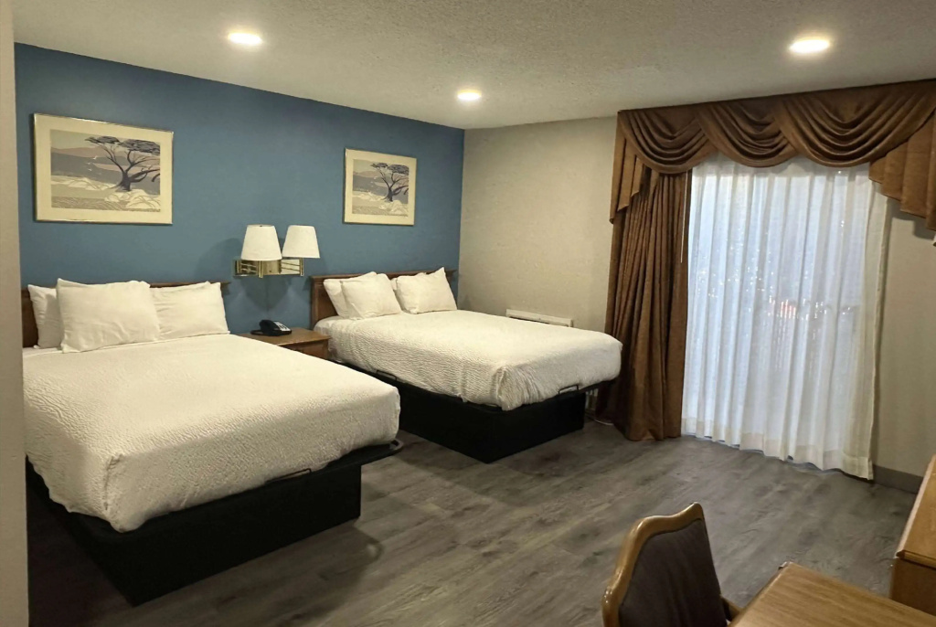 photo 1 of Days Inn by Wyndham Medford