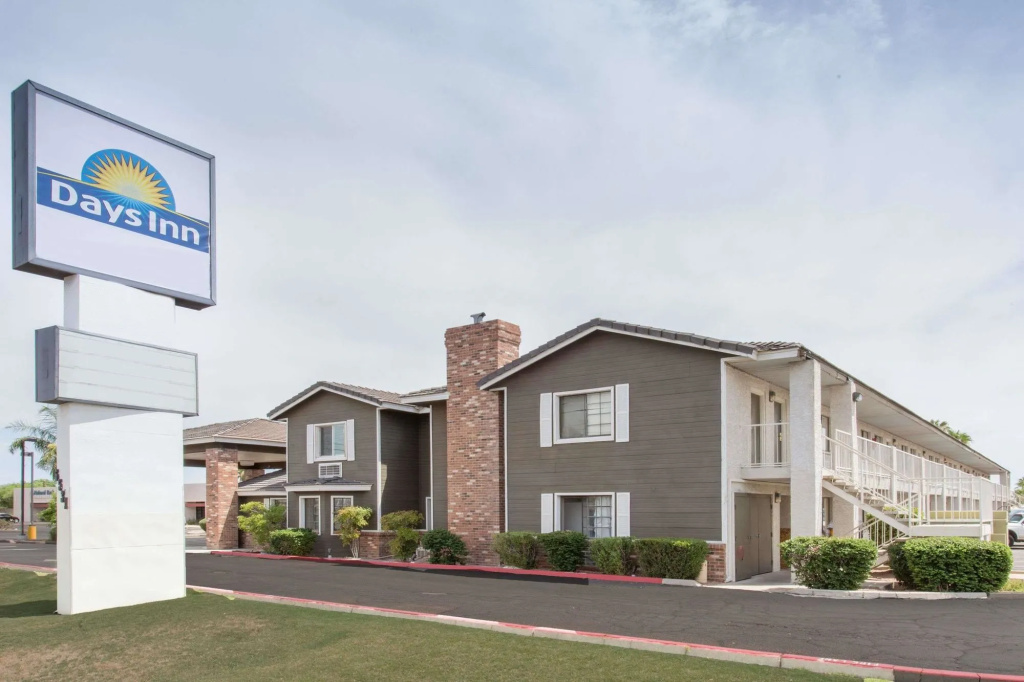 photo 1 of Days Inn by Wyndham Mesa East