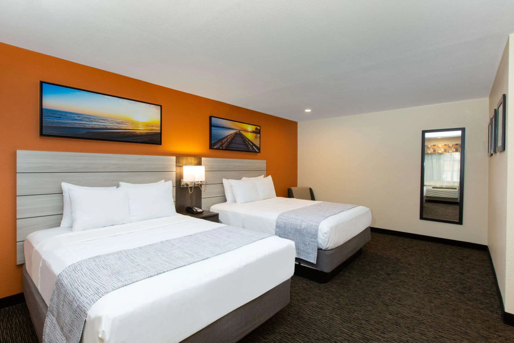 photo 1 of Days Inn by Wyndham Monterey-Fisherman's Wharf Aquarium
