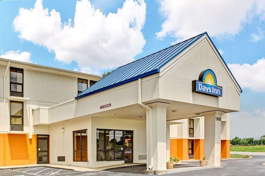 photo 1 of Days Inn Nashville At Opryland/Music Valley Dr