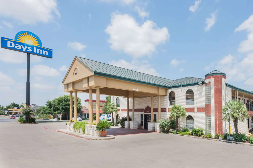 photo 1 of Days Inn by Wyndham New Braunfels