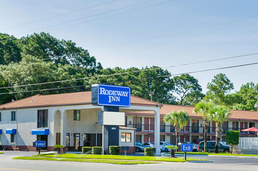 photo 1 of Rodeway Inn Panama City