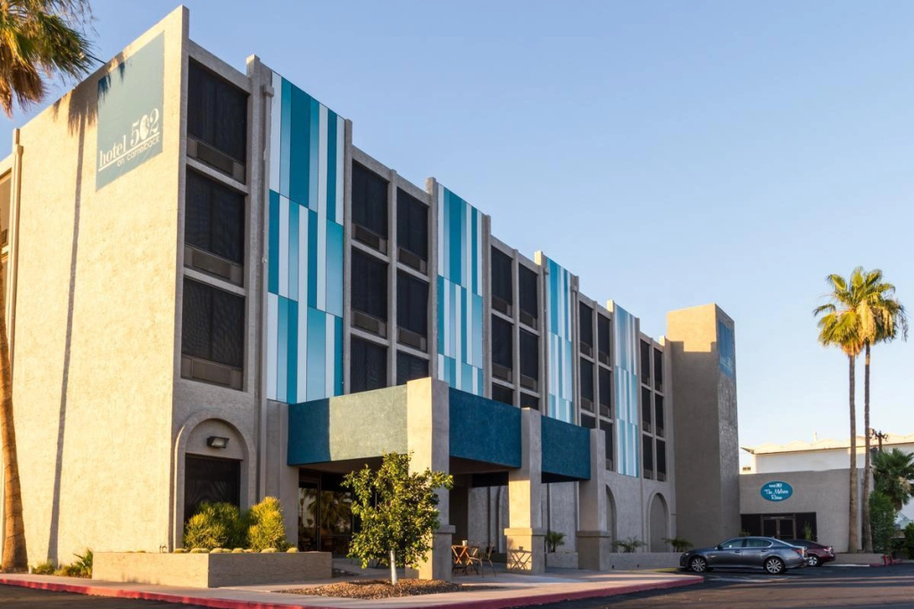 photo 1 of Days Inn Phoenix And Conference Center