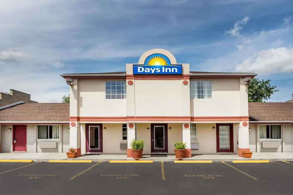 photo 1 of Days Inn Plymouth