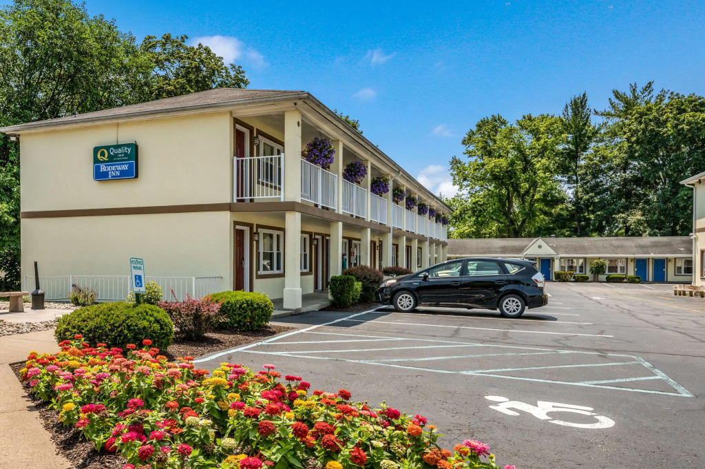 photo 1 of Quality Inn Poughkeepsie