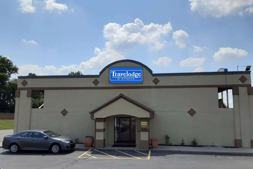 photo 1 of Travelodge by Wyndham Richmond IN