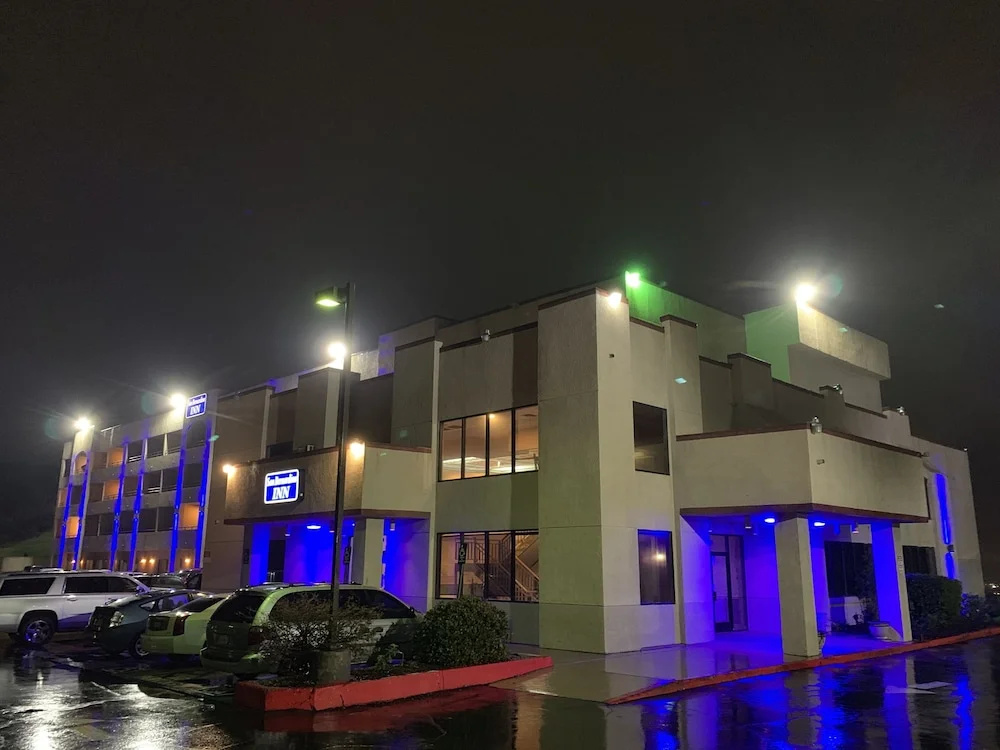 photo 1 of Days Inn San Bernardino University Parkway