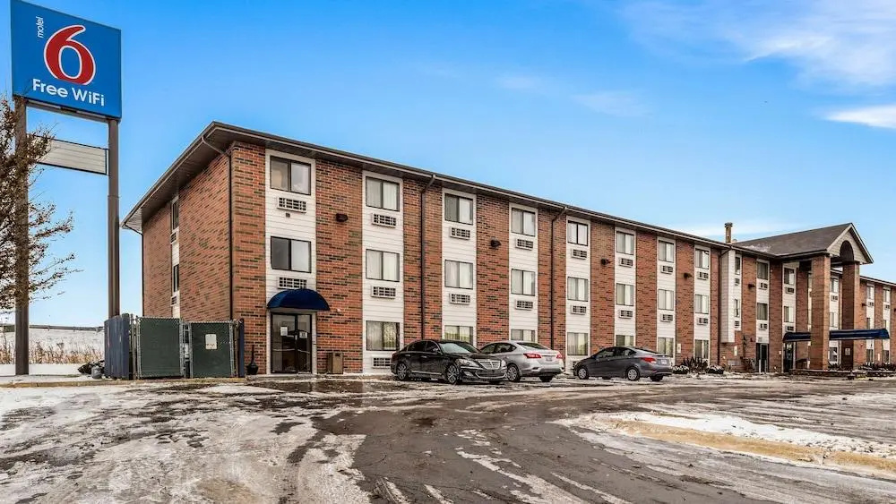 photo 1 of Days Inn Schaumburg/Elk Grove