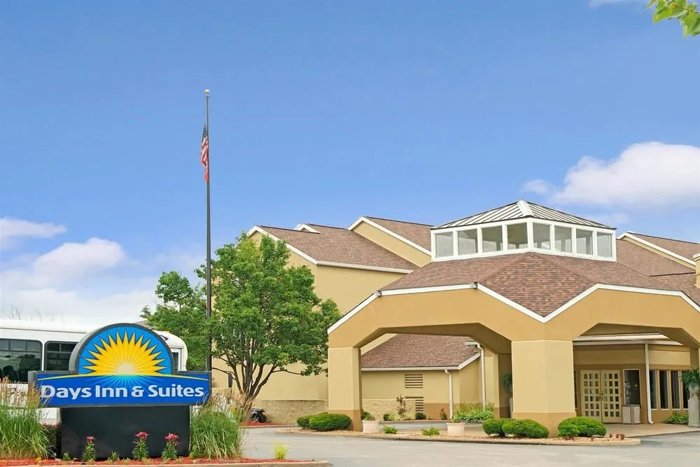 photo 1 of Days Inn - St. Louis/westport