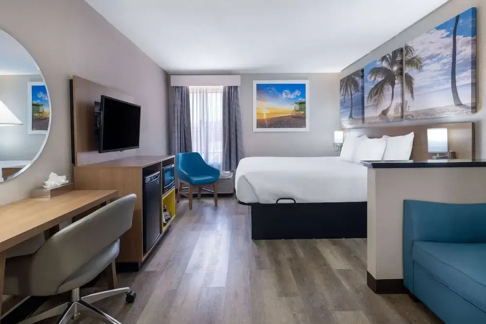 photo 1 of Days Inn & Suites Commerce