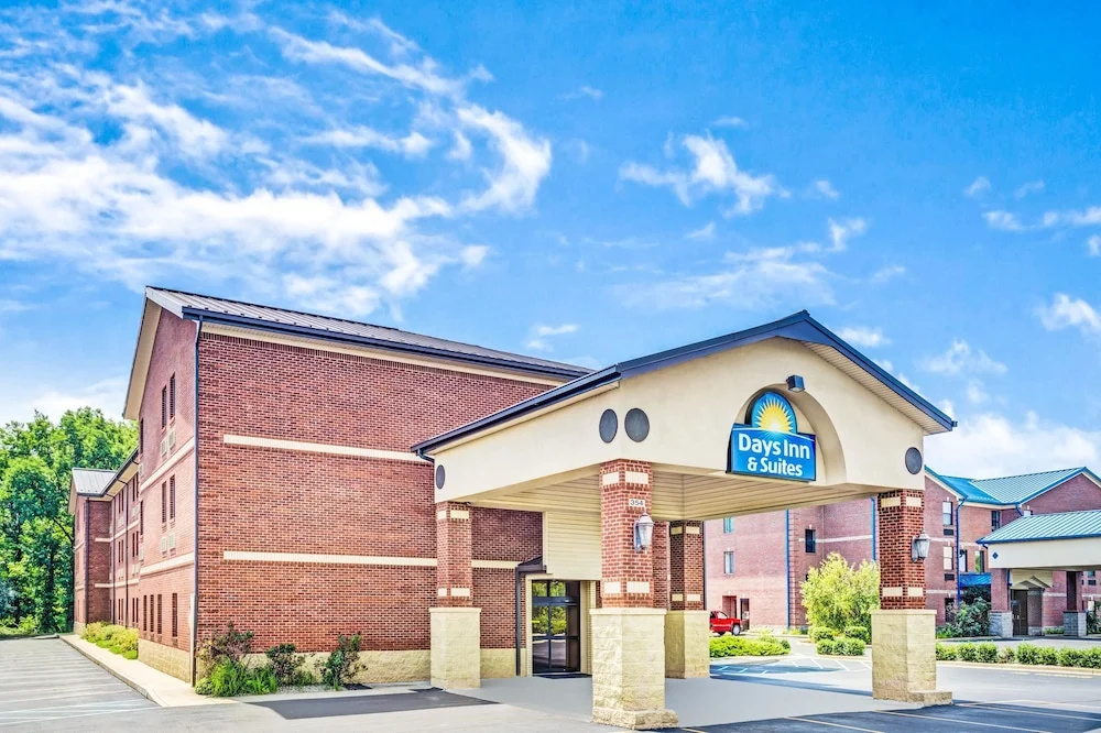 photo 1 of Days Inn & Suites by Wyndham Jeffersonville IN