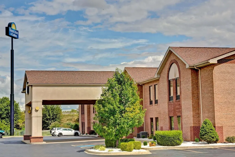 photo 1 of Days Inn Suites Airport Southwest