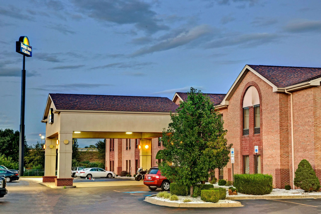 photo 1 of Days Inn & Suites by Wyndham Louisville SW
