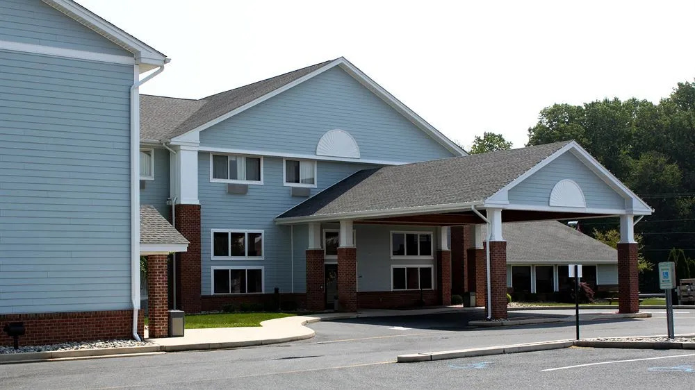 photo 1 of Days Inn & Suites Milford