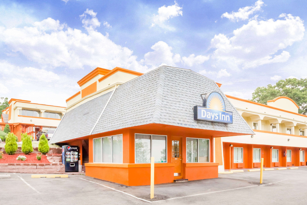 photo 1 of Days Inn By Wyndham Tannersville