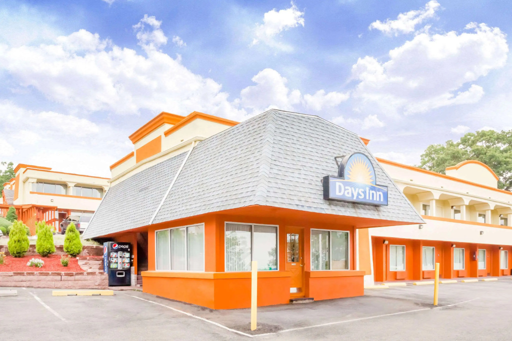 photo 1 of Days Inn by Wyndham Tannersville