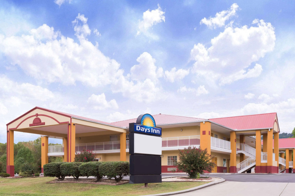 photo 1 of Days Inn by Wyndham Trenton