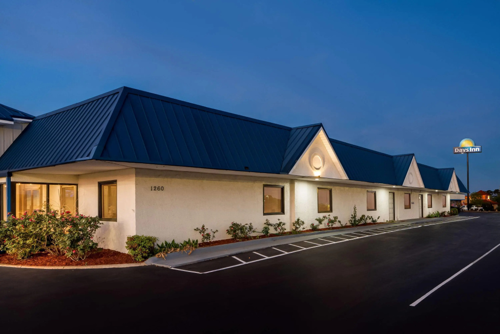 photo 1 of Days Inn by Wyndham Troy