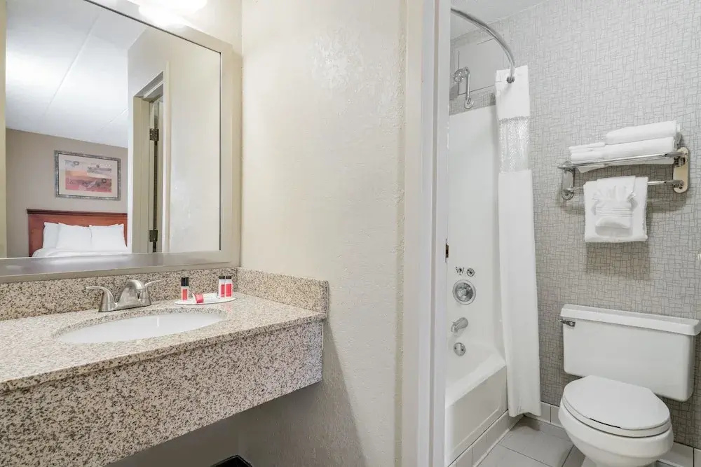 photo 1 of Days Inn Minneapolis