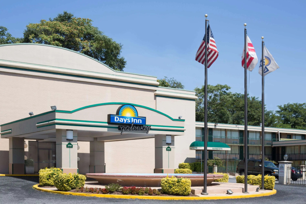 photo 1 of Days Inn by Wyndham Washington DC/Gateway