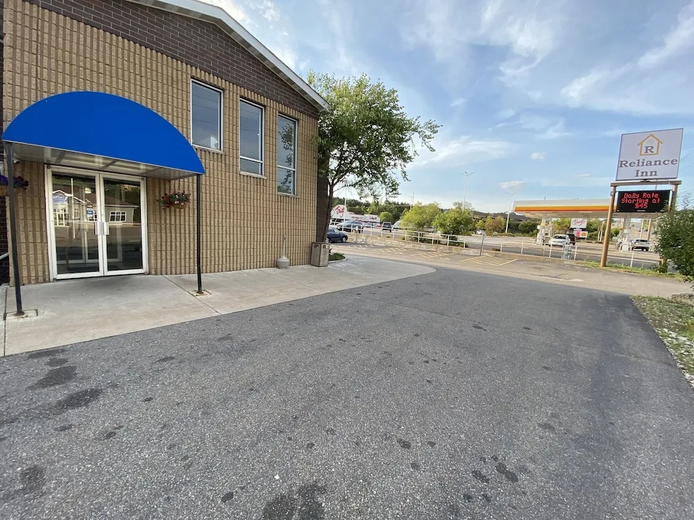 photo 1 of DAYS INN WAUSAU/NORTH/I-52 (Motel 6 Wausau)