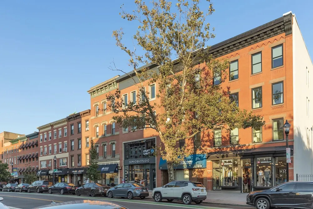 photo 1 of Deedee's Downtown Hoboken 2