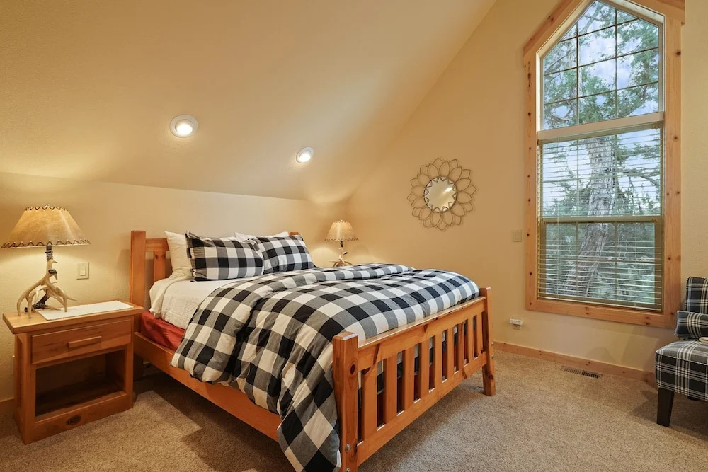 photo 1 of Deer Park Cabin 3 Bedroom Home by RedAwning