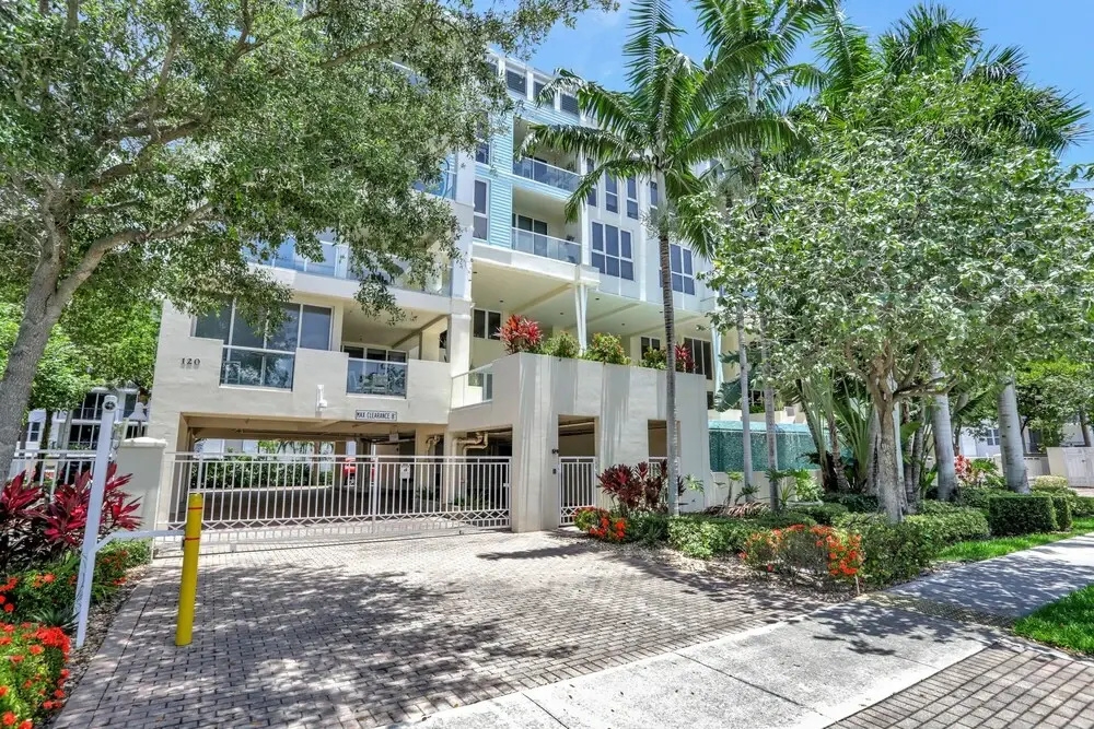 photo 1 of Deerfield Condo Suites by Opus