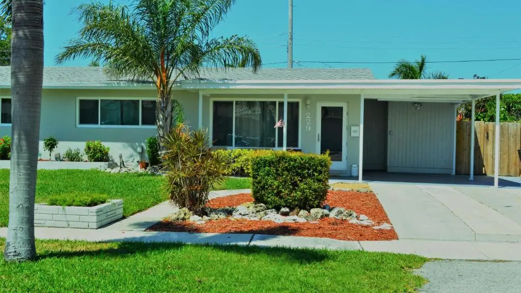 photo 1 of Deerfield-Private Resort Style Home Mins To The Beach