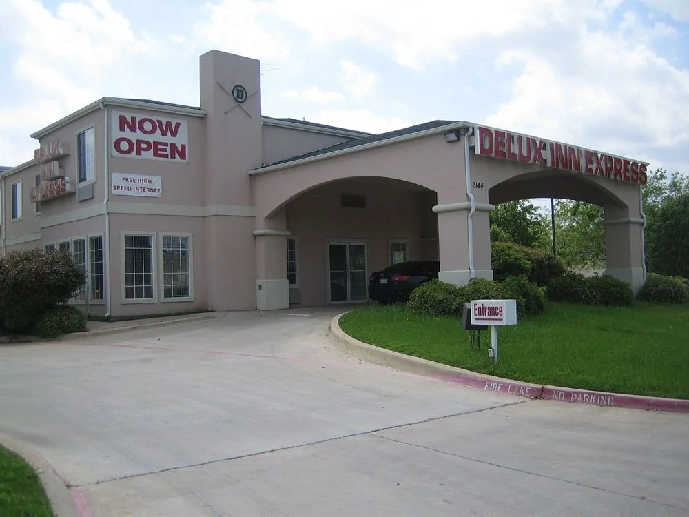 photo 1 of Delux Inn Express and Suites