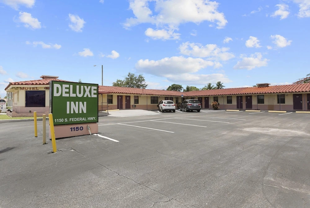 photo 1 of Deluxe Inn