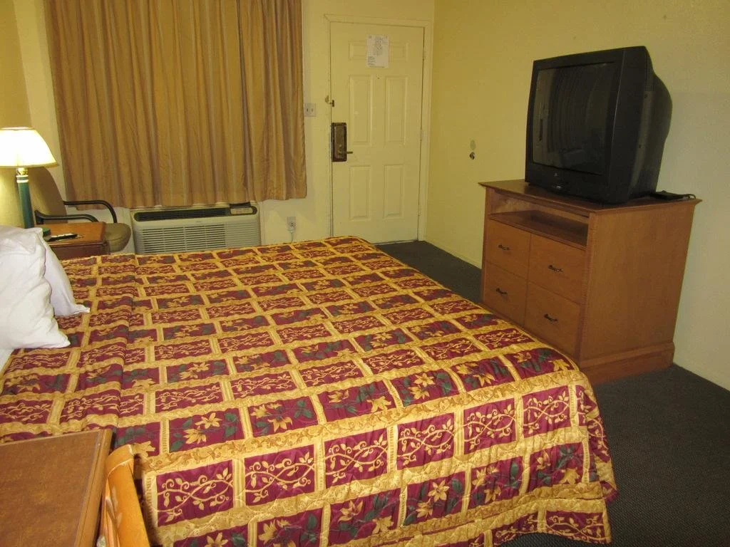 photo 1 of Deluxe INN