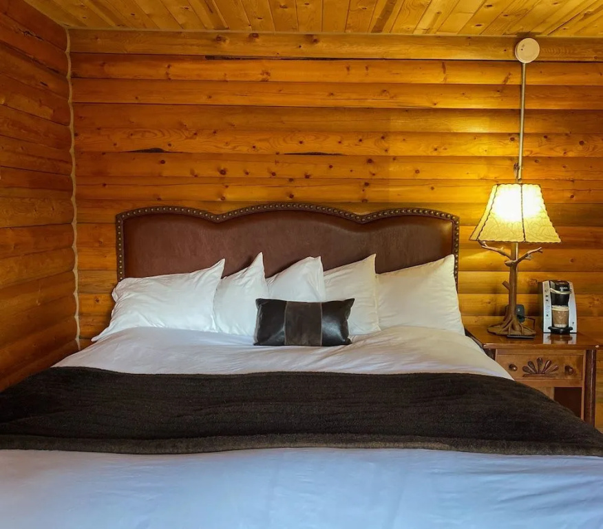 photo 1 of Denali Crow's Nest Cabins